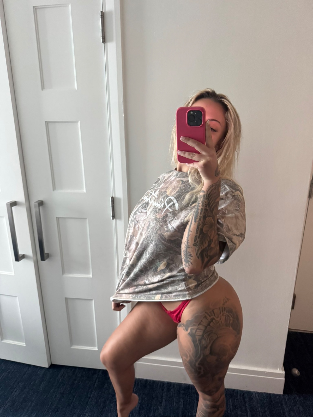 I’m available for hookup, it’s your girl rose bby text me if you’re ready