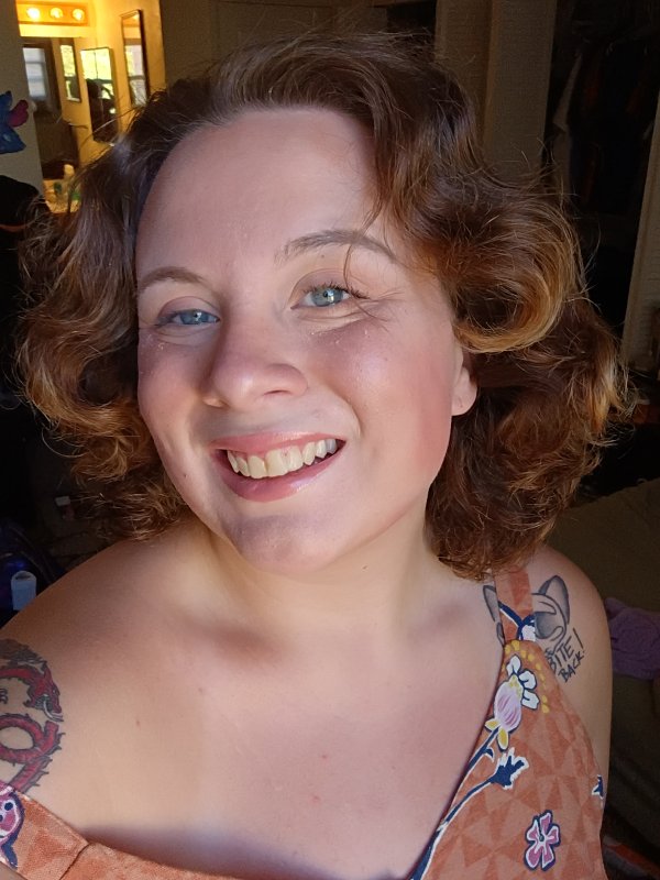 A pregnant cutie with a booty, upgrades offered