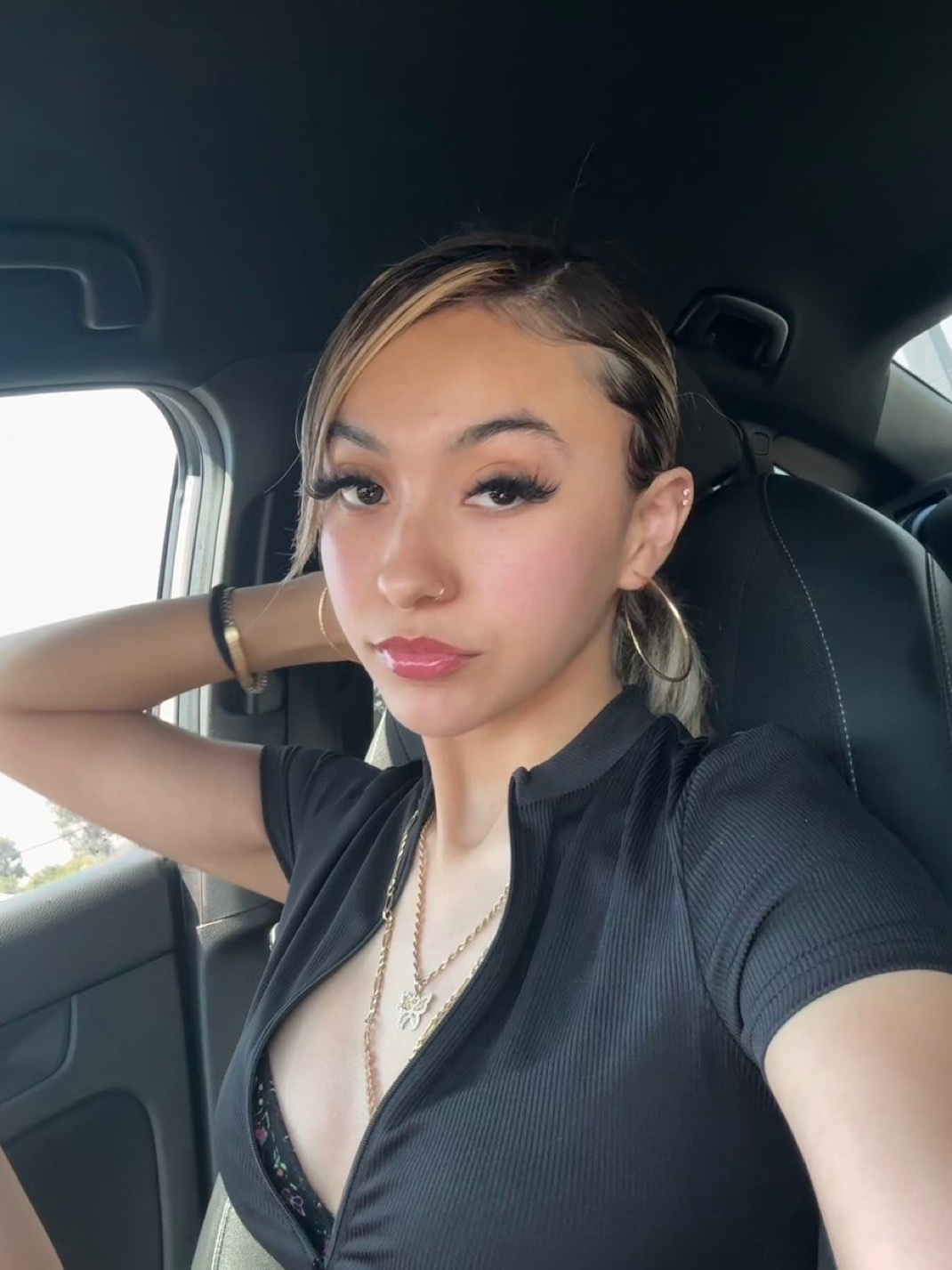 I’m available for hookup