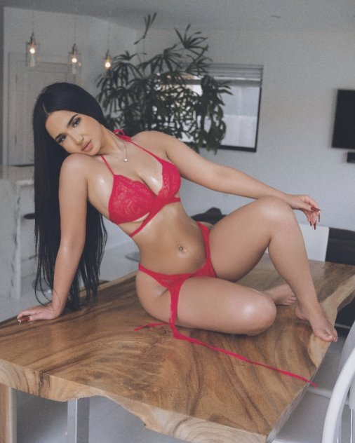 Bambi but you can call me Mami ❤️‍🔥