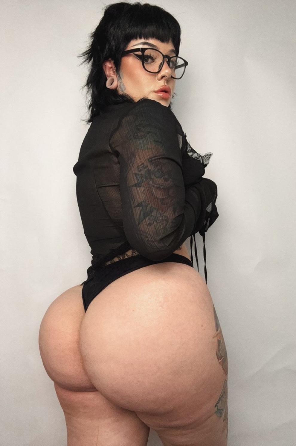 Hookup😍💦Text me iMessage 💬 +1 (602) 299-6066  if you’re down for nasty funs🥵💦 sex hookup🍆 and