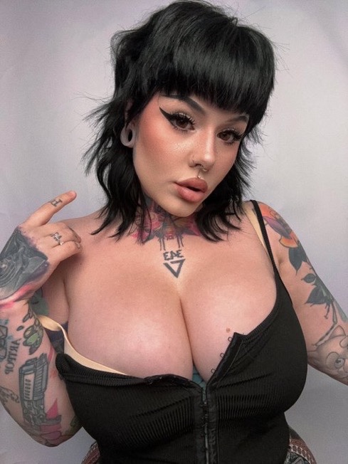 Hookup😍💦Text me iMessage 💬 +1 (602) 299-6066  if you’re down for nasty funs🥵💦 sex hookup🍆 and