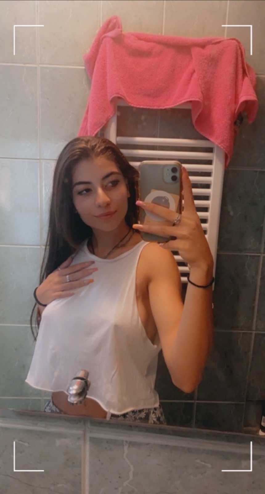 My name is Sara I am straightforward and 👑 i am a great conversationalist 😉💋 I’m friendly,good to