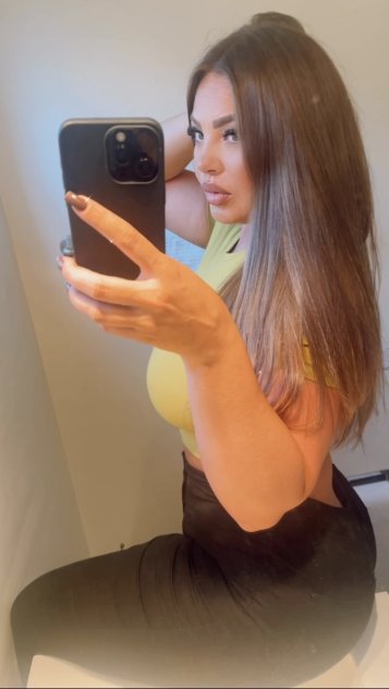 What you see in the photos is exactly what you will get!! 