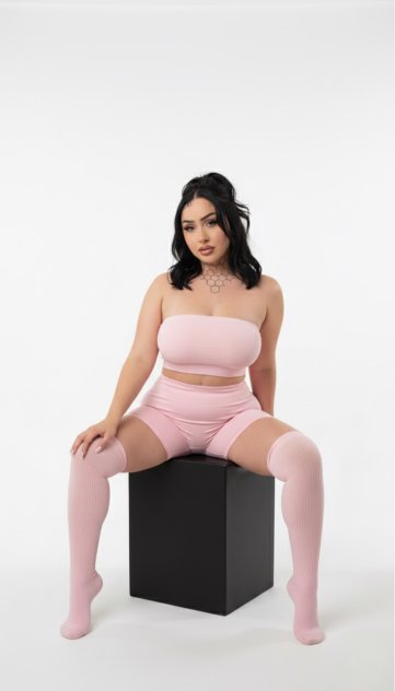 German American Temptress 🩷🏆