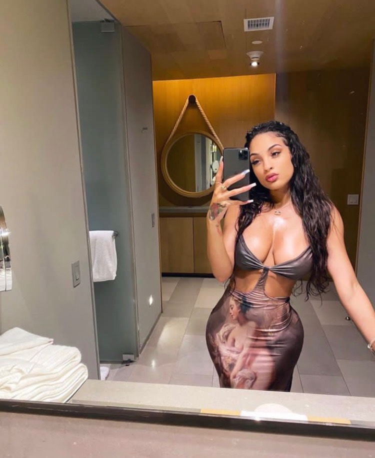 I’m Naughty🔥😴 and horny🤤😚🤤💦💦🍆 let’s have a good time