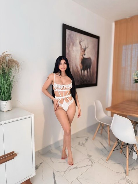 Hot escort to give you pleasure and please you