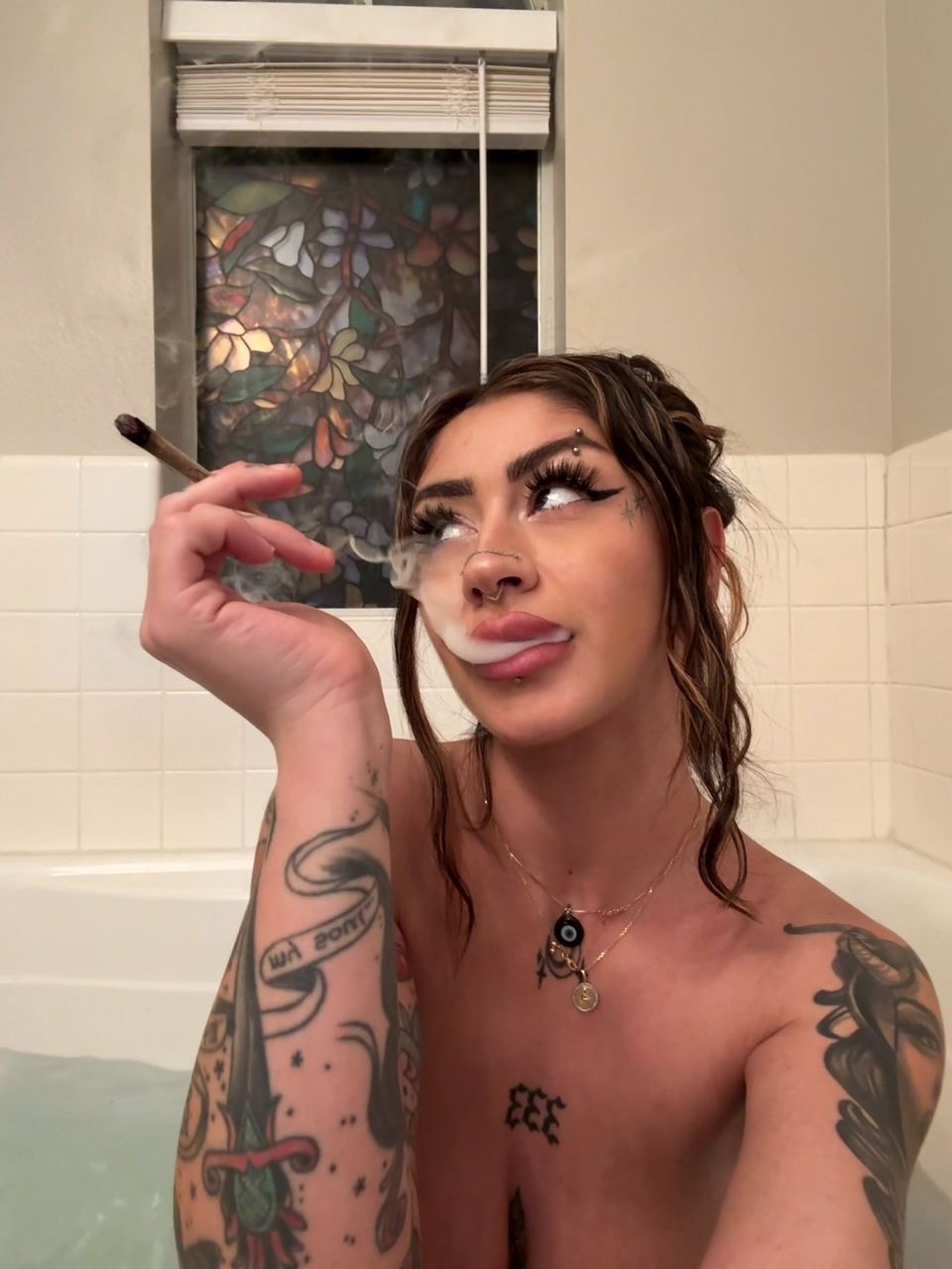 Hi I'm Dayana Rodriguez, Sexy red head escort, available fora short term fun 💋👅💦