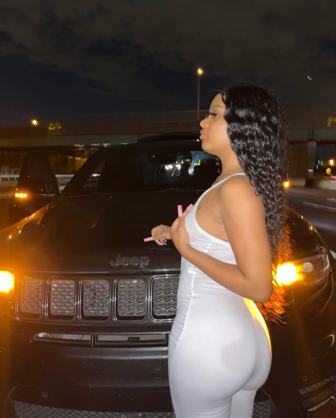 Working 24/7 Incall or outcall available for both session