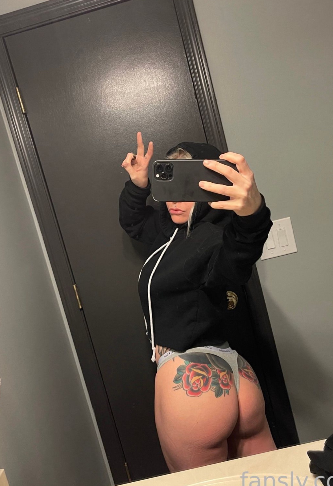 Available for meetup HMU On on cel🤳+1 270 245 4413 for Meetup 👅and for any kind of PARTY FAVORS