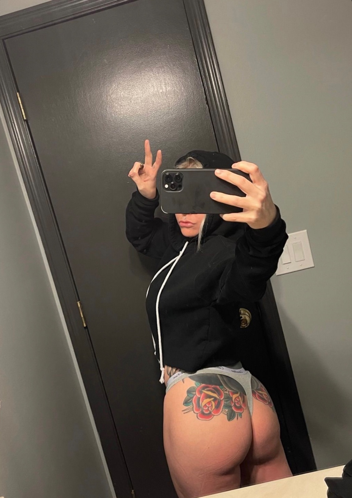 Available for meetup HMU On on cel🤳+1 270 245 4413 for Meetup 👅and for any kind of PARTY FAVORS