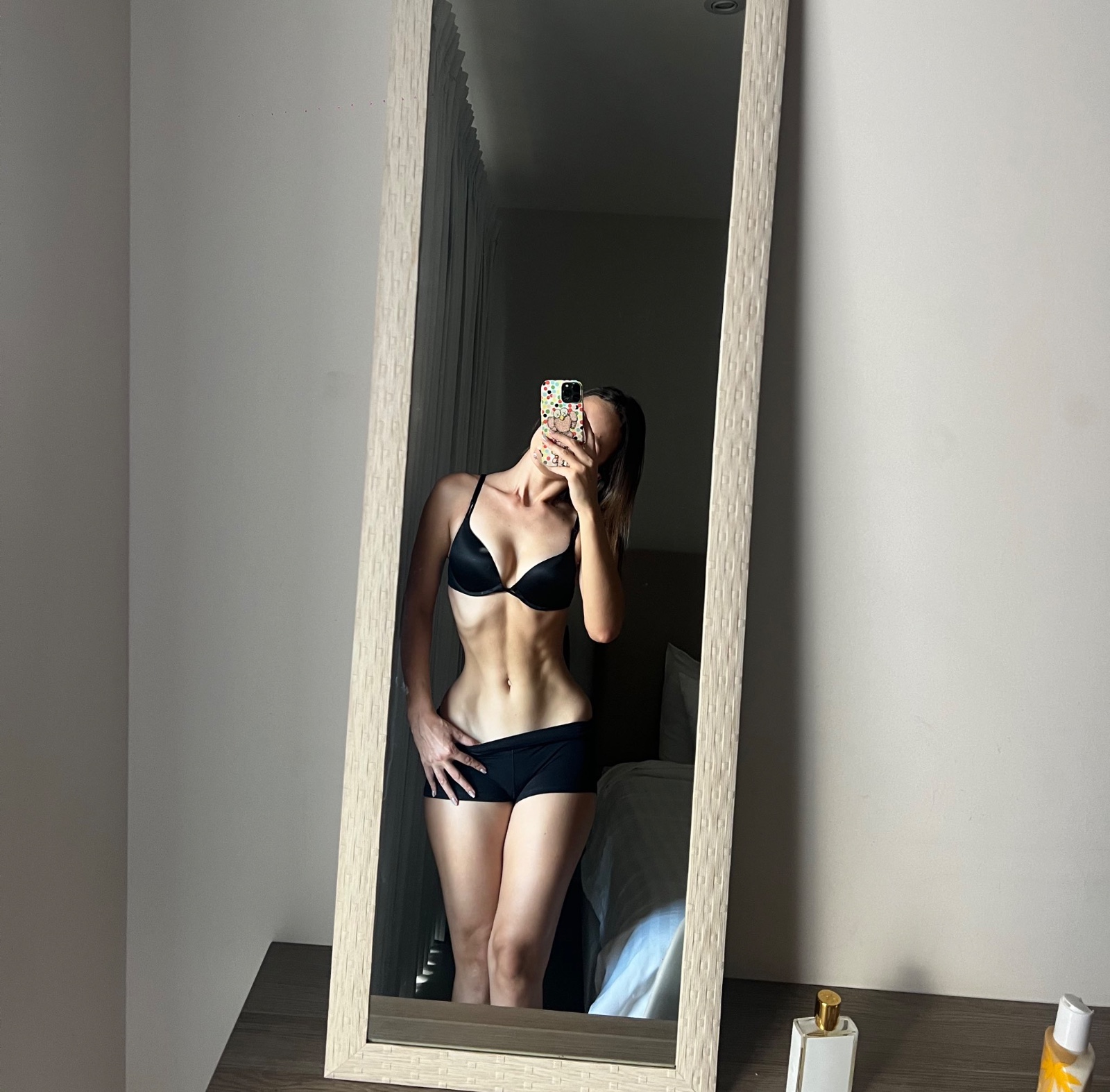 I AM AN ASIAN CALL GIRL THAT WANTS YOU SO DEEP INSIDE OF ME