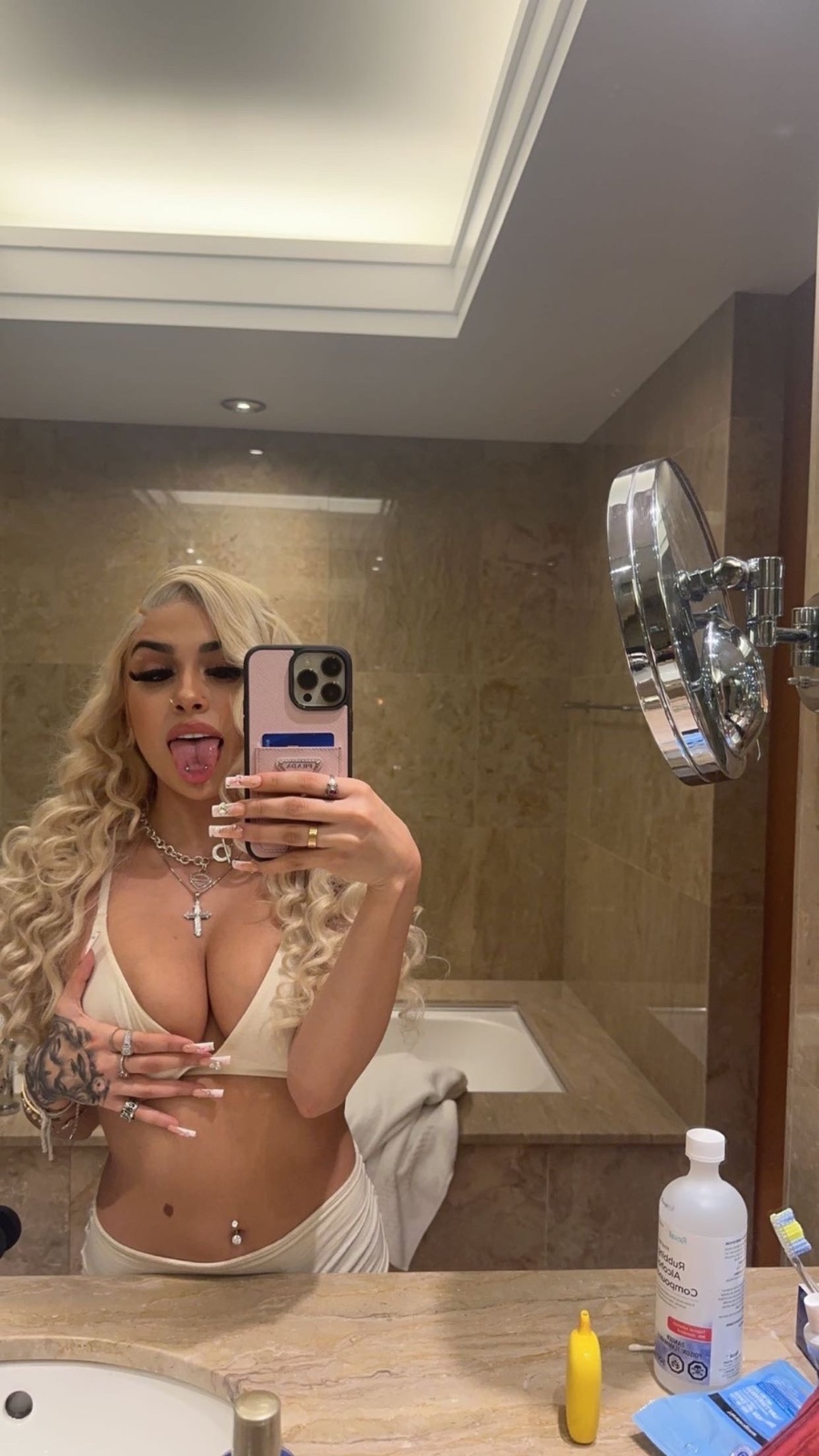 I’m available for Hook up 💦🍑 HMU  on telegram: Just_1nce or Text📱 : +1 (256) 478-9207