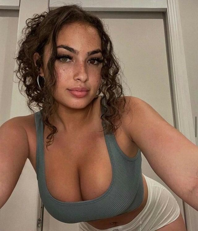 Allow me make your night unforgettable and juicy