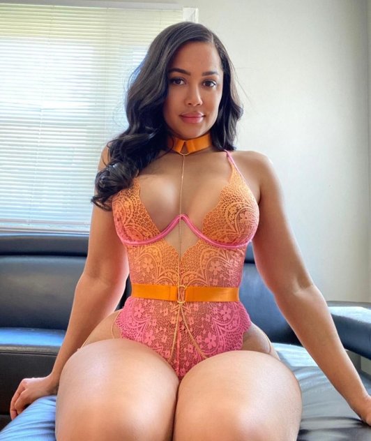 MY WET 💦💦 P**** IS READY TO TAKE IN SOME GOOD HARD COCK THAT WANT SO