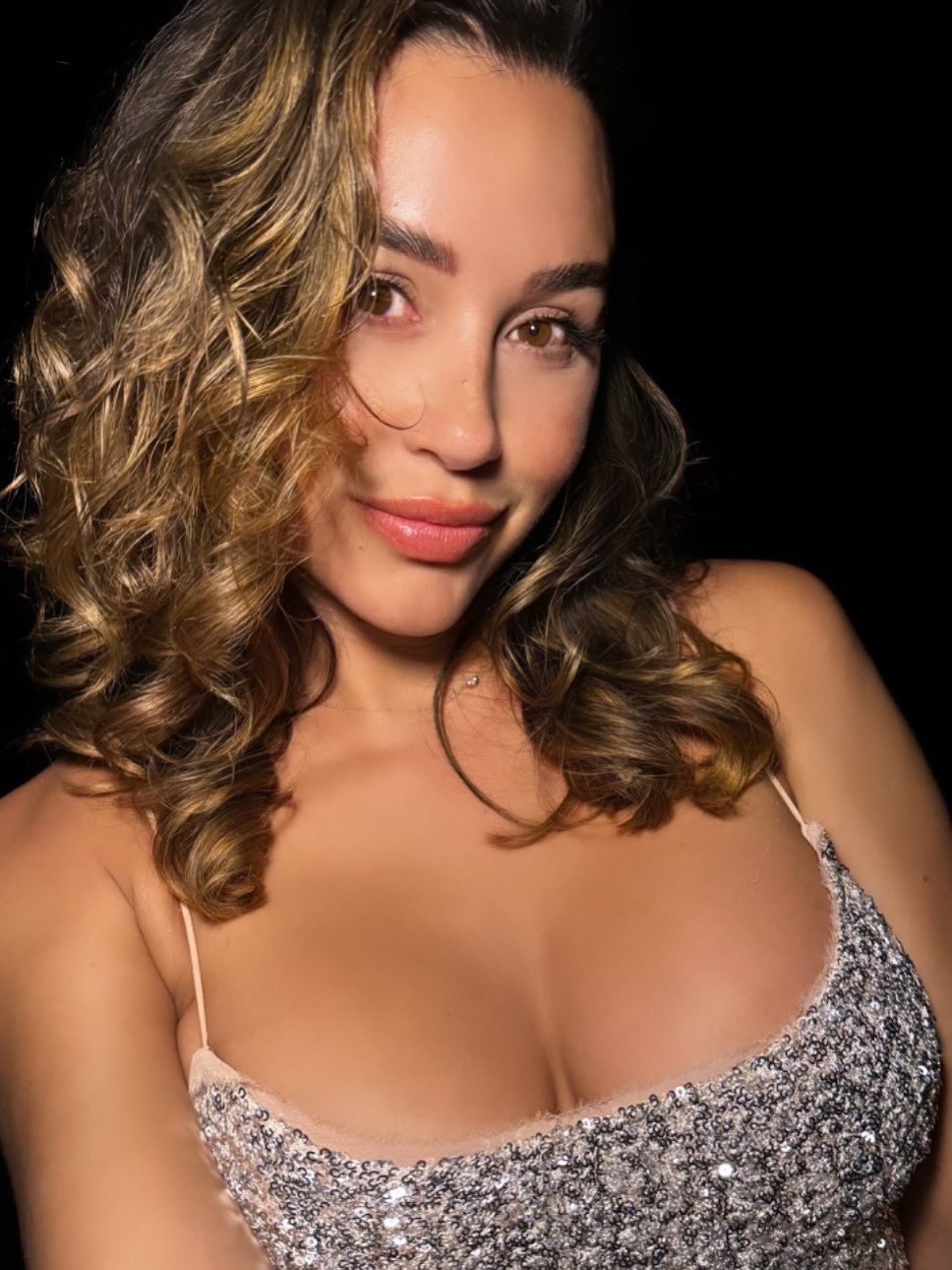 100% VERIFIED AD -Hot Naughty Caucasian Nerd Next Door WANT TO MEET A VERIFIED, NO SCAM, NO BS COMPA