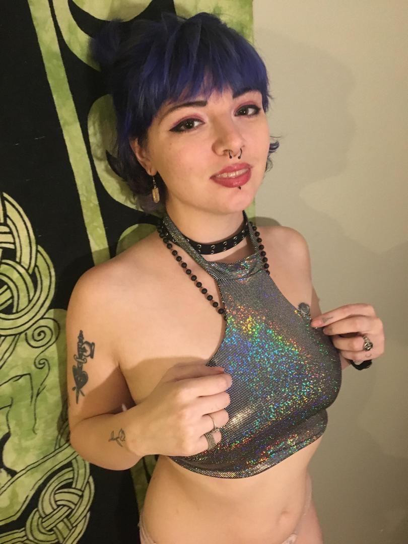 Brown-Eyed Seductress Seeking Discreet Fun