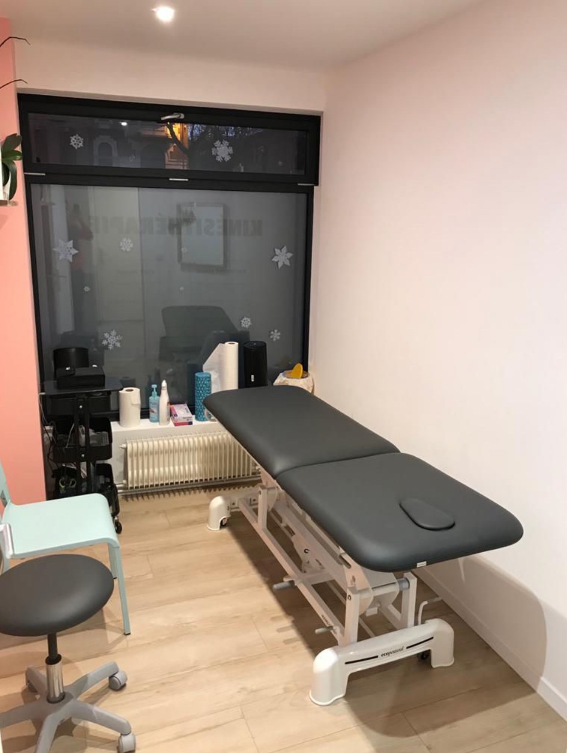 ELEVATE YOUR WELLBEING WITH SENSUAL BODYRUBS WITH HAPPY ENDS & FULL ESCORT SERVICES