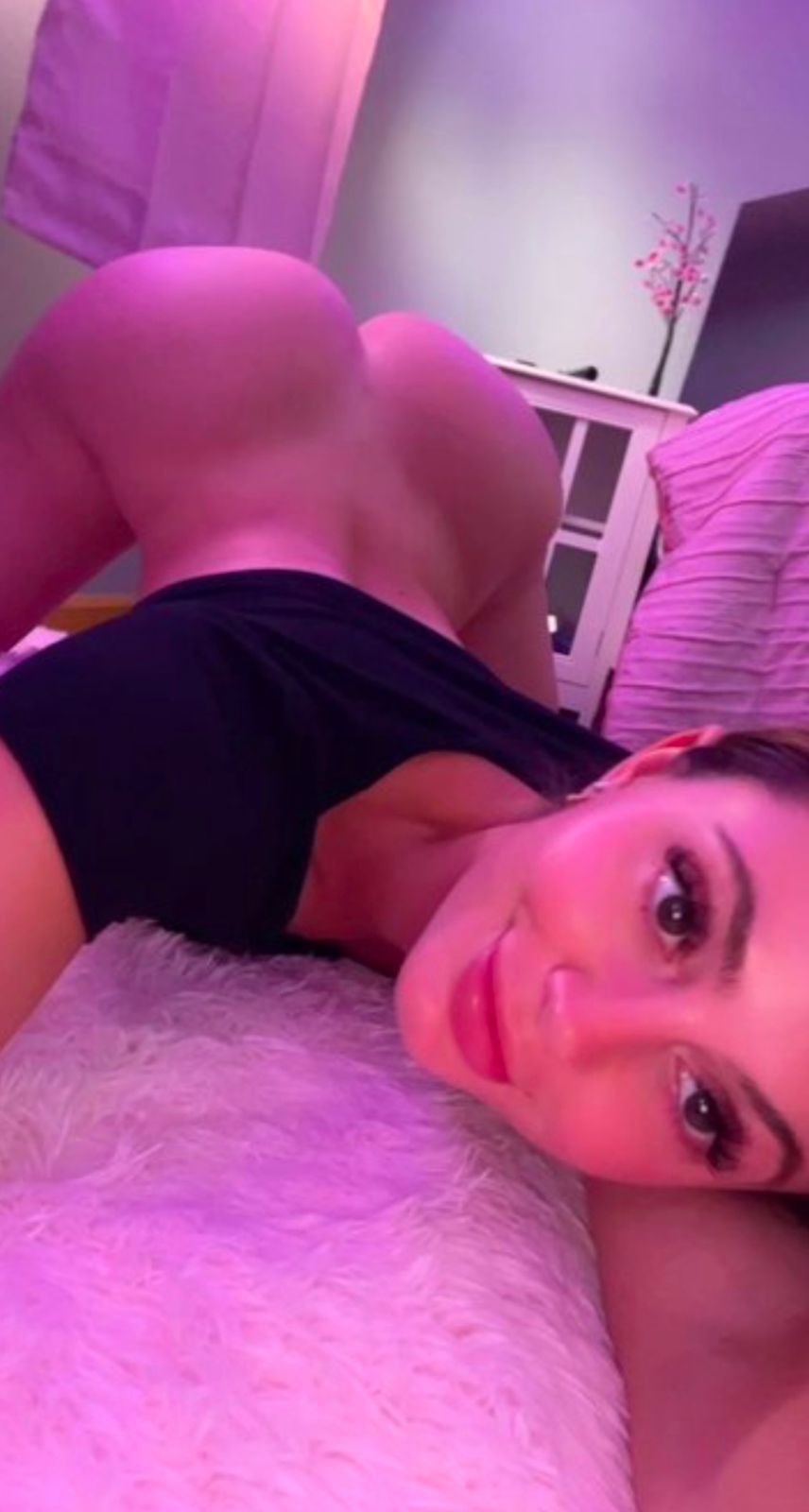 I’m available 24/7 incall/outcall and car sex 🍑💦 2702358854