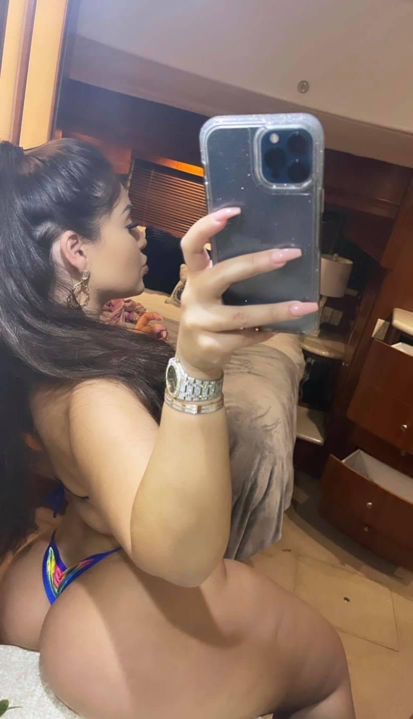 I'M AVAILABLE ALWAYS💘I BET YOU WANNA TASTE ME