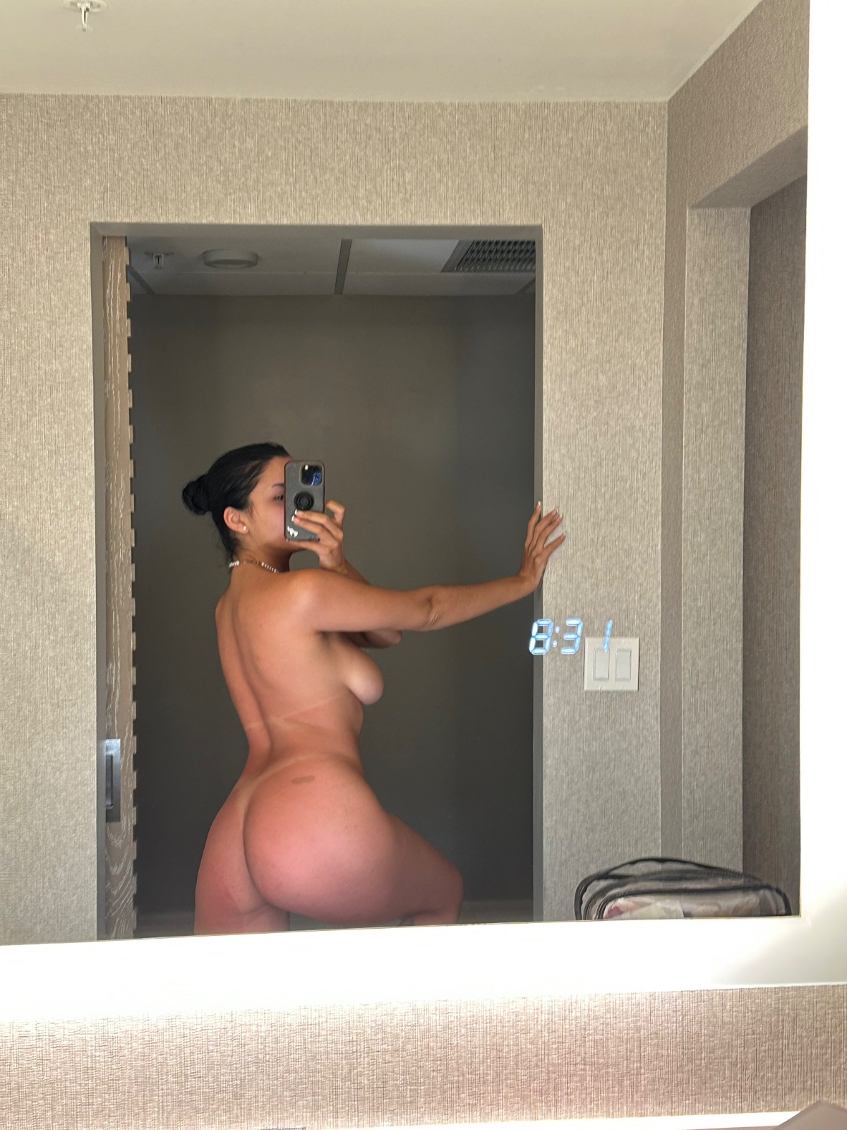 Hot Milf 👅💦🍑 available to meet up💦🍑 Hit me up for details📞📲 (740)252-2960