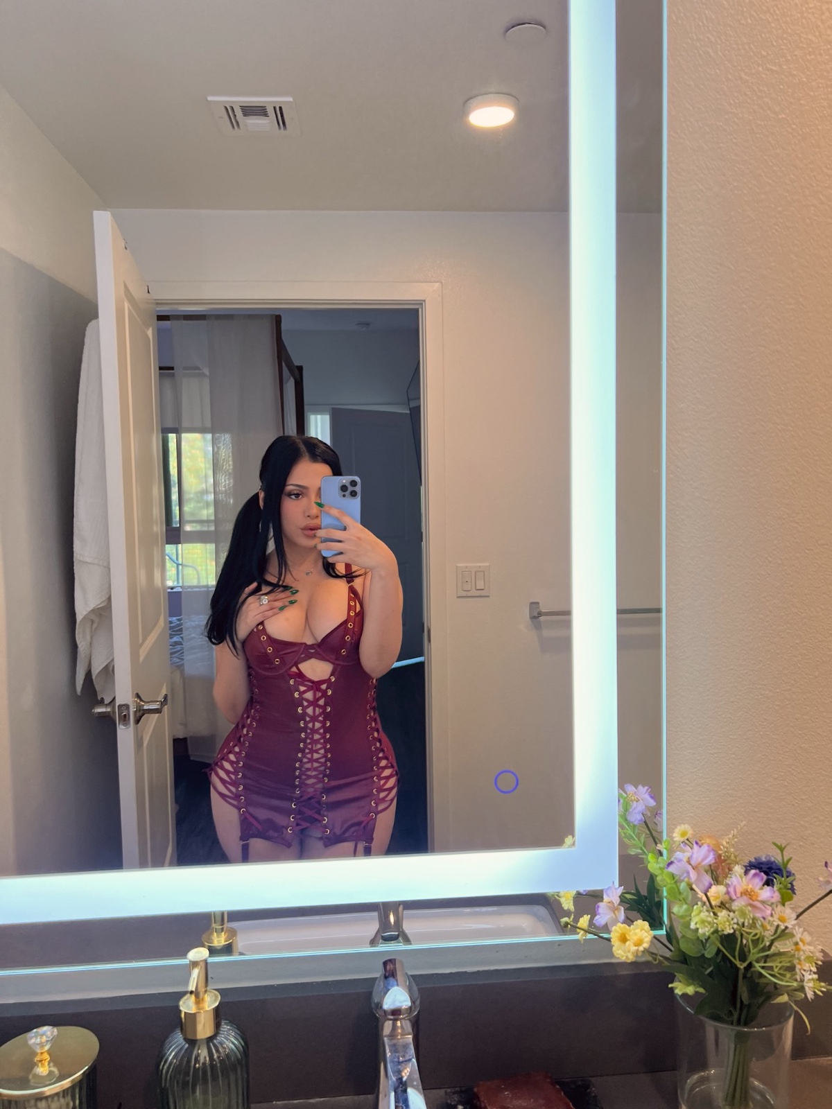 I’m HORNY and AVAILABLE for fun rn 😩💦👅🍆INCALL & OUTCALL (512) 290-2743