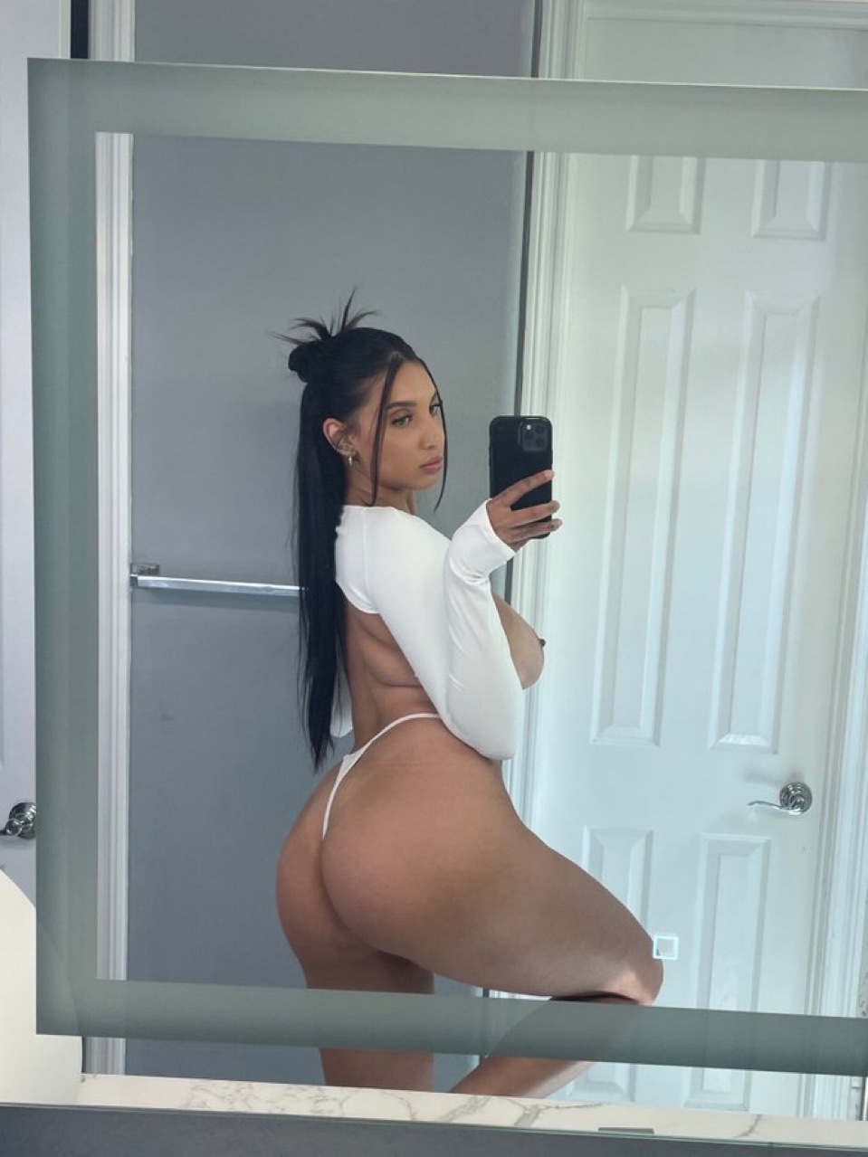 FUNTIME AND CHILL ⁉️ TEXT ME ON +1 (406) 409-5254