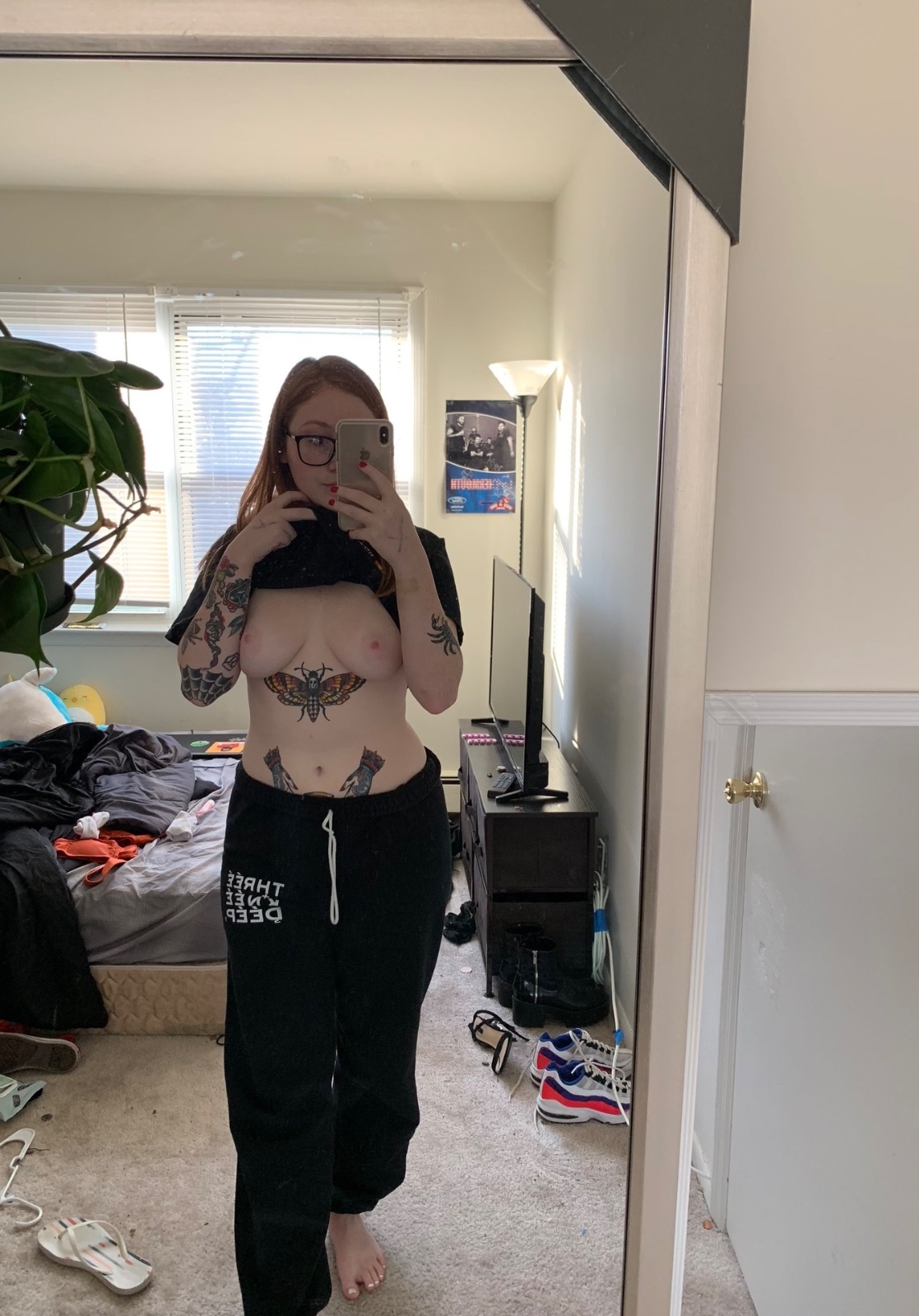 Female escort ready for fun