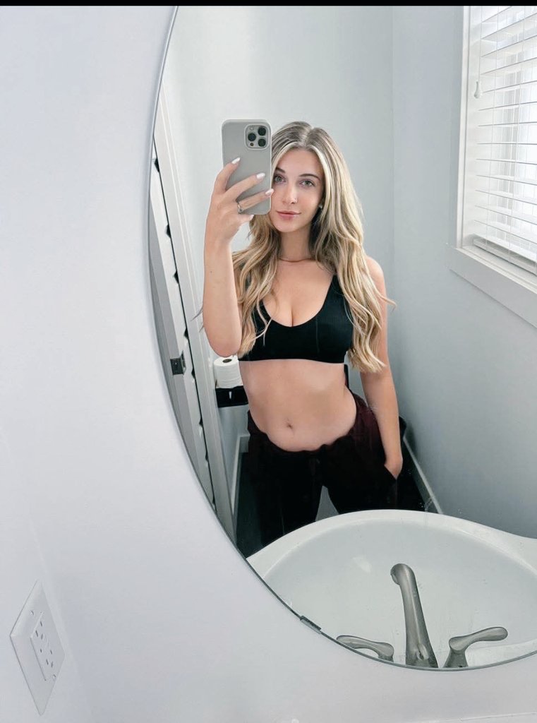 AVAILABLE FOR BOTH IN AND OUTCALL SERVICES, NO RESTRICTIONS💯💕+13172178365 💦