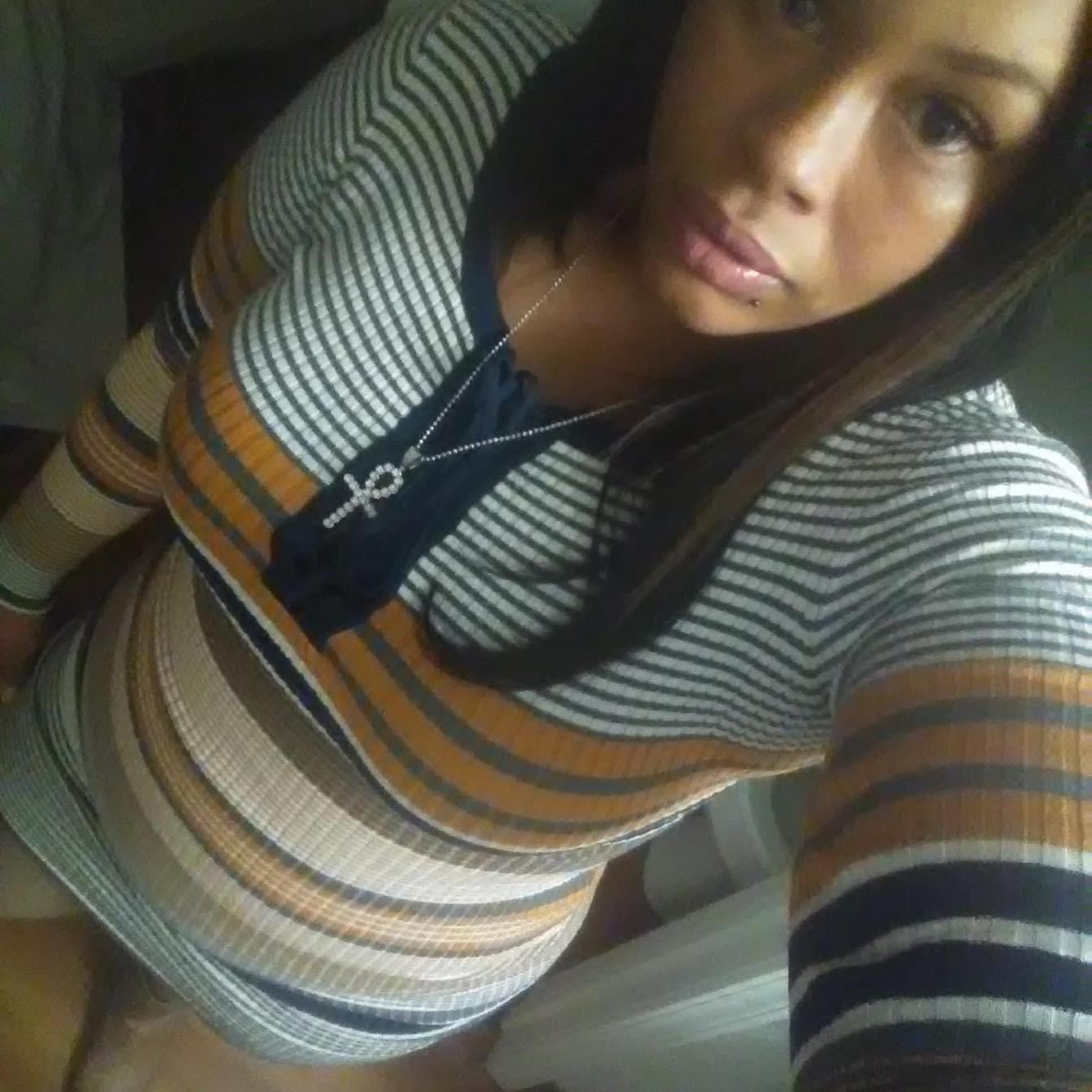 Pretty Redbone 283-225-4465