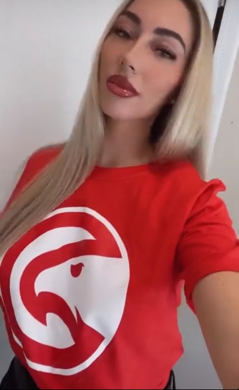 Dinner 🍽 tonight, bills on me...🙂 I don’t take money for sex must be ready to meet