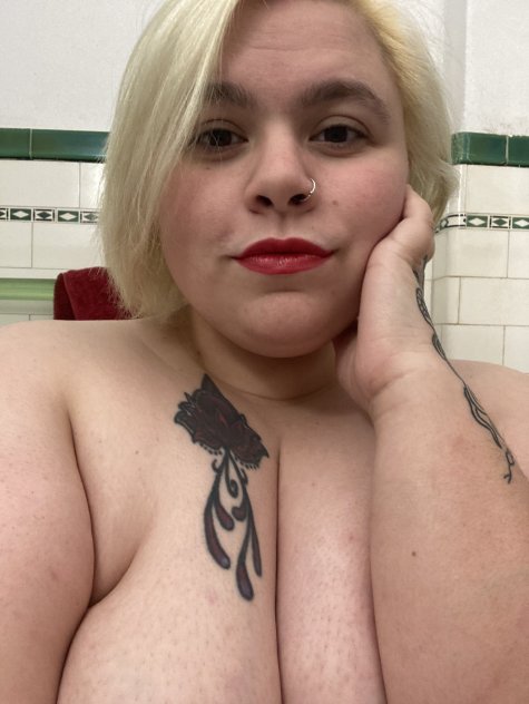 I’m available 👅, Incall and outcall service 🍆💦❤️