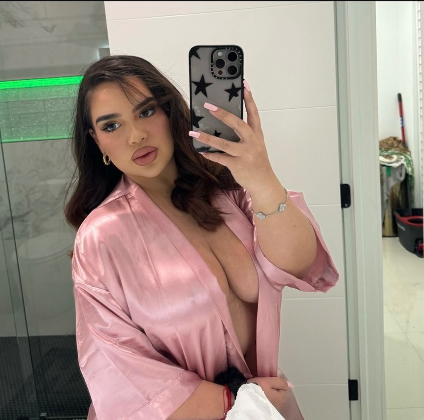 I'M AVAILABLE ALWAYS💘I BET YOU WANNA TASTE ME