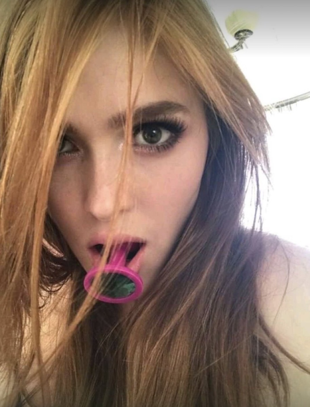 I’m ready to have that cock🍆🍑inside my wet💦pussy🍑