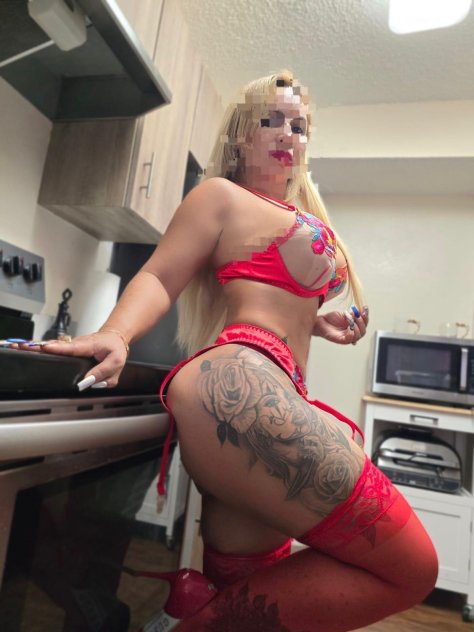 Caliente y Mojadita (786) 459-0679 GFE DATY 69