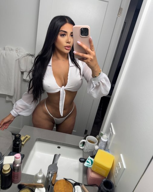 I’m available for both Incall and outcall service