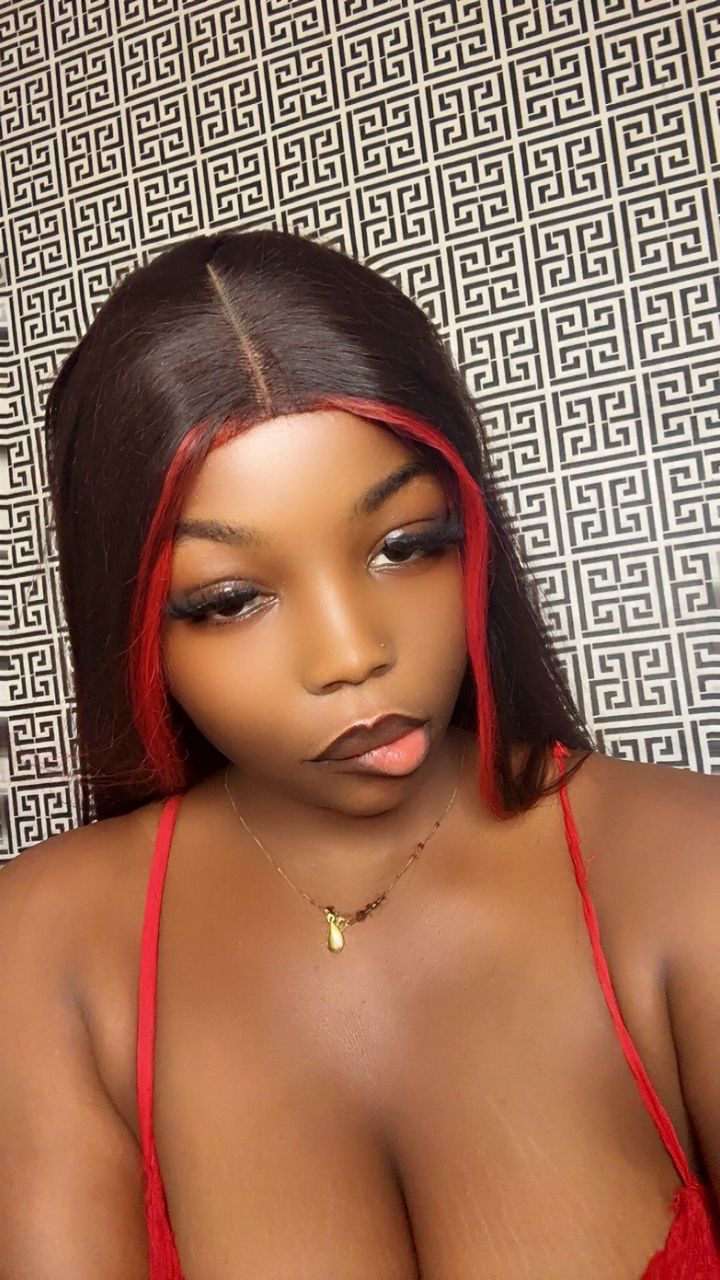 NEW GIRL NEXT DOOR 👅💋. TEXT ME ON TELEGRAM : @nazbby001