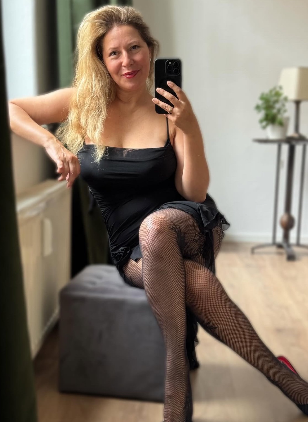 DISCREET HOOKUP/ GIRLFRIEND EXPERIENCE FOR MATURE ADULTS/COUPLES