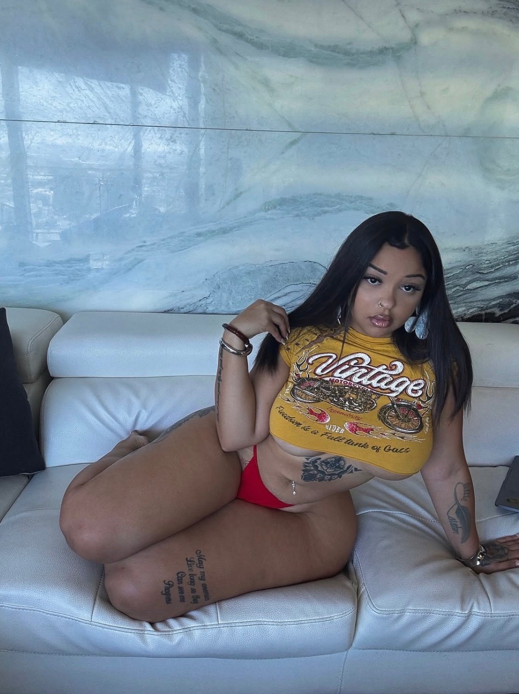 Bad Bitch🍆👅💦🍑but you know I’m Classy😍🤤💯