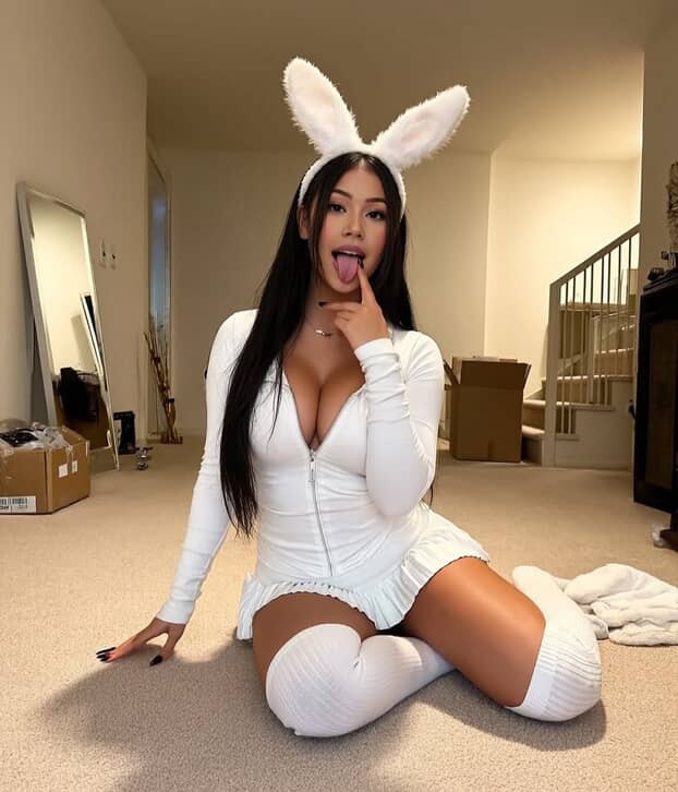 Do you want an unforgetable experience? Call me im available tonight! ;)