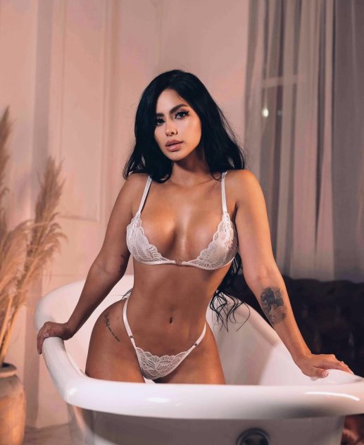 i LUXURY COMPANY BEATIFULL GIRL!🩷