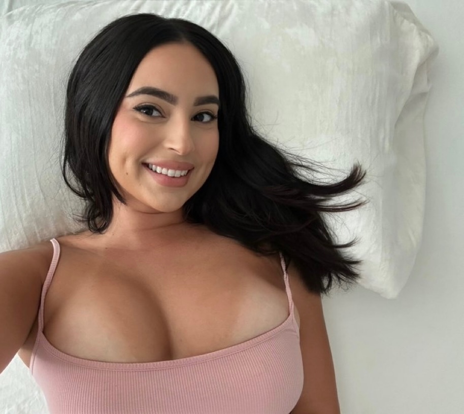 APPROVED✪ and VERIFIED ESCORT available for hook up