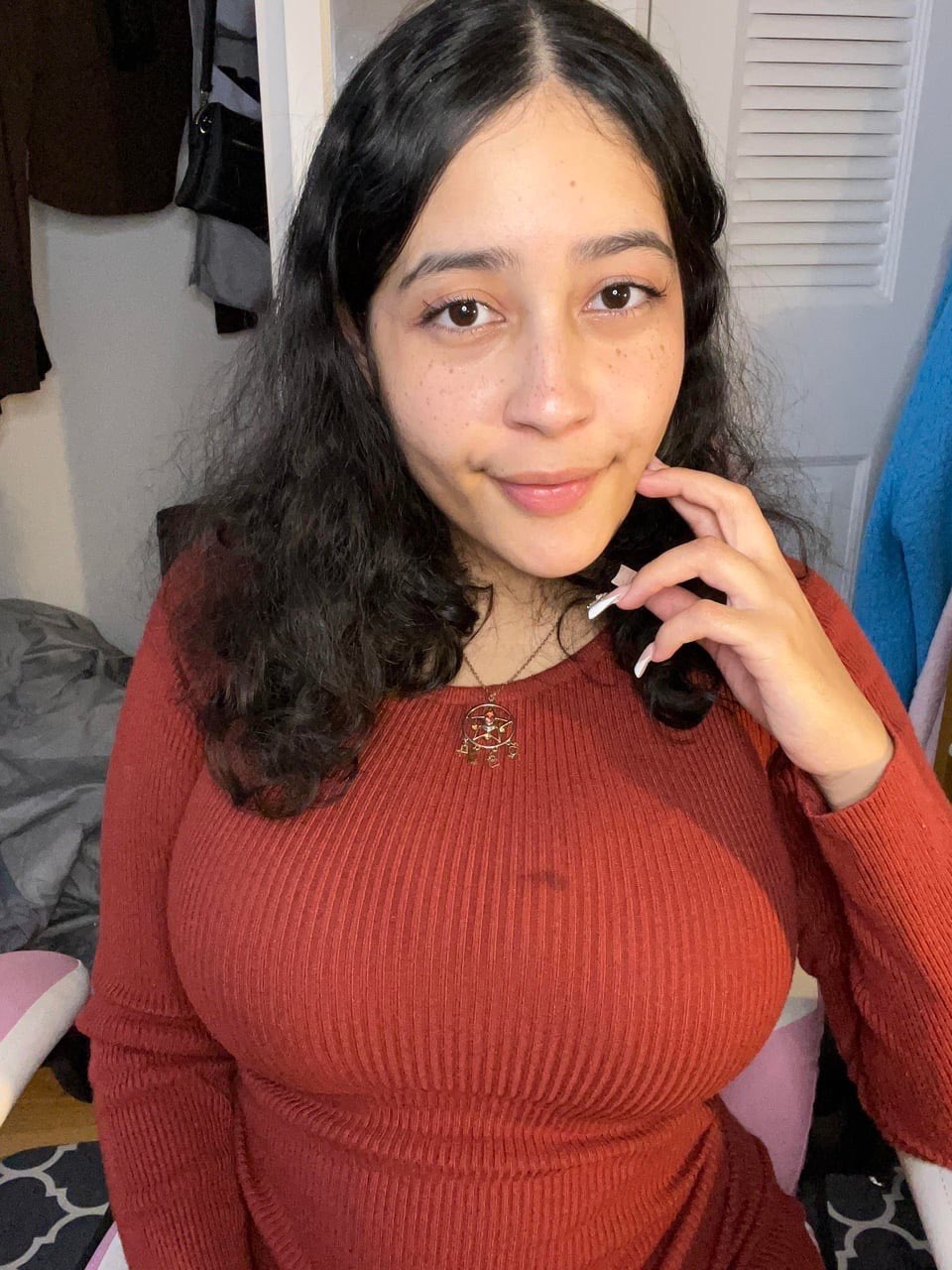 Craving wild Chemistry? Message me now. “Teases mutual attraction without overpromising”🫣🤫🤭🫠🤗