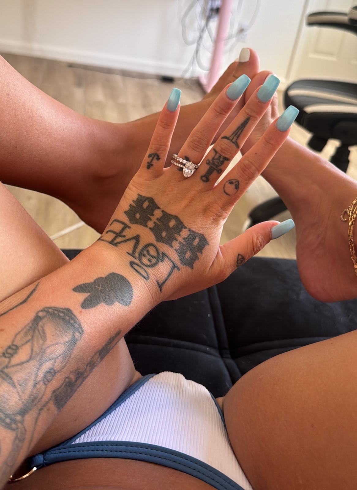 Face to face hookup👅