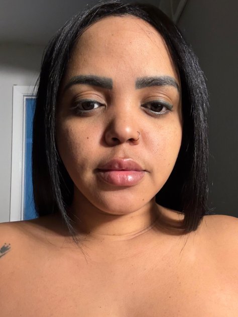 Soy una mujer que disfruta de las conversaciones intensas y los moment