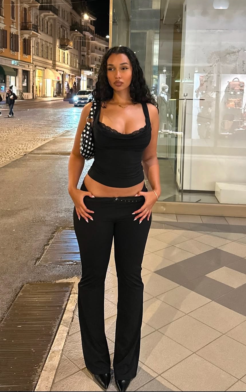 i offer anal,Oral,nude massage,Bareback,sex duties,deepthroat,and blow job👙🤎🤭🤤💞