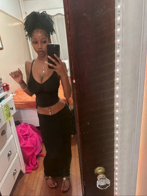 Im available for Sex meetup Both Incall And Outcall