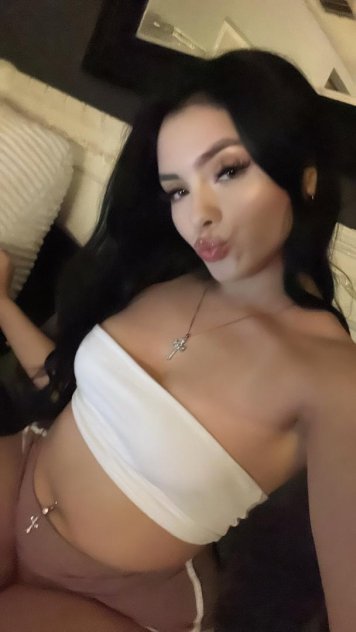 I’m available for both Incall and outcall Telegram: @prettyaniie