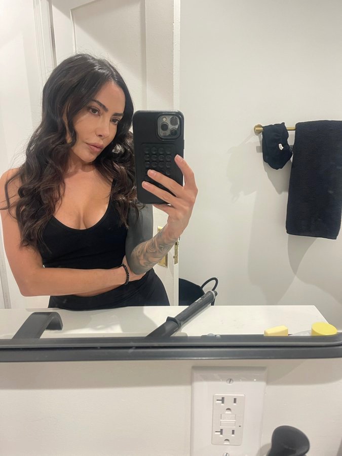 I’m available for hookup. Text me on this number :+1 (747) 273-5645