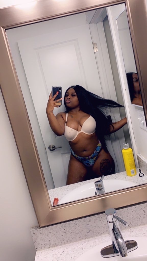 Hardcore,best fuck ,69, Bare back,Doggy, Dick massage and every other fantasy you may like🥰